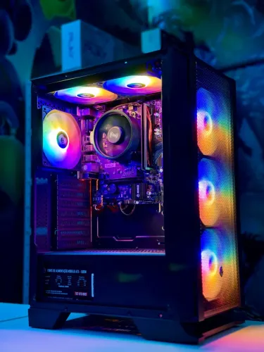 PC Gamer AMD Ryzen 5 4600G, 16GB, Vega 7 - Em até 12X / Loja Física