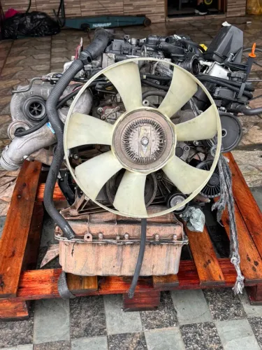Motor Mercedes Splinter 311 /415 2013 