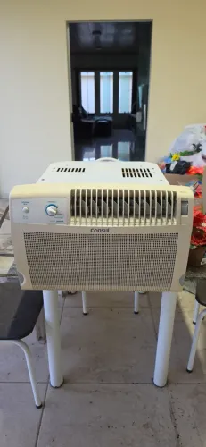 Vendo ar condicionado 7.500 BTUs em bom estado, funcionando perfeitamente 110v Consul