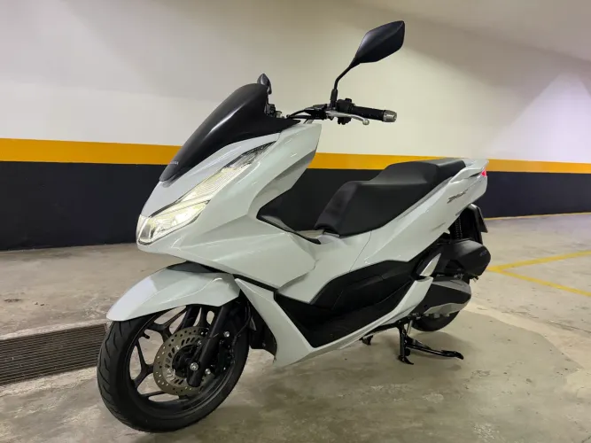 Honda Pcx 160 2025 impecável igual Zero 