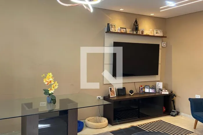 Casa à Venda - Quitaúna, 3 Quartos, 250 m2