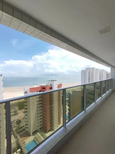 Apartamento na Península, Vista Mar, Projetado, Climatizado