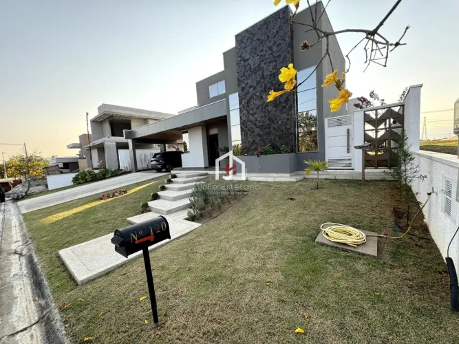 Casa com 3 suítes sendo 1 master com closet no condomínio Colonial Village II em Pindamonh