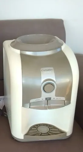 Gelágua Esmaltec EGM30 - Bebedouro de Mesa