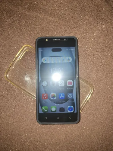 Celular Android 12 com front end de iPhone