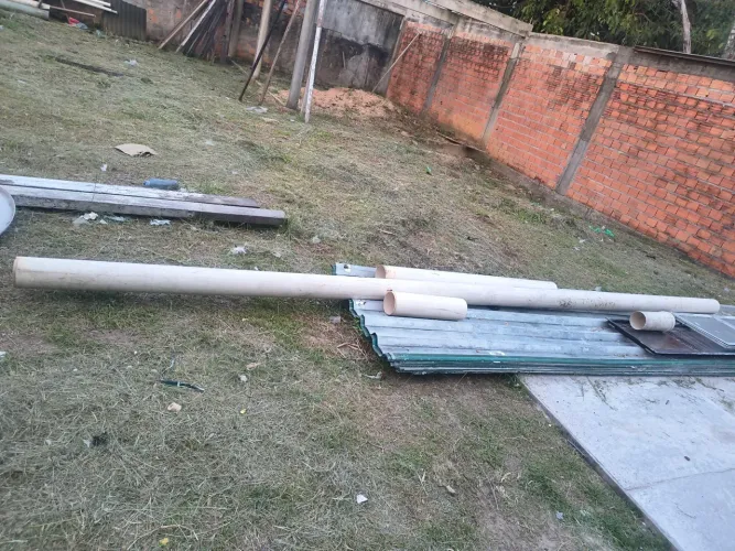 Vende-se tubo de esgoto de 150 mm de 5,50