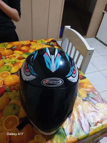 Capacete