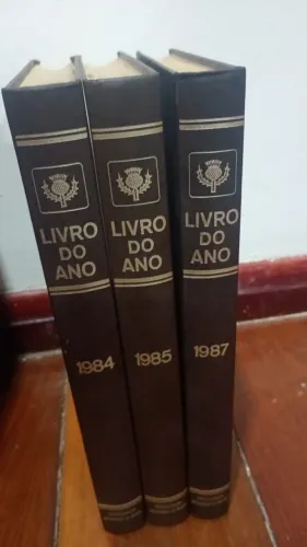 Livros e Enciclopédias