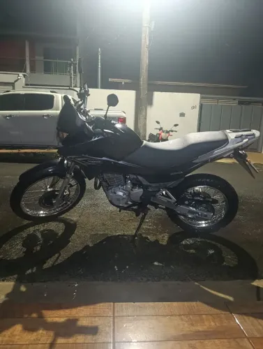 Moto nxFalcon 400c 2013 (revisada com motor feito na Honda)