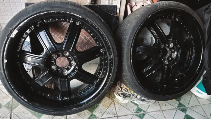 Roda aro 20 cinco furo universal $1500