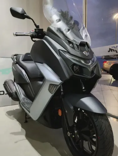 MAXSYM 400 GT 2027 0KM EM ESTOQUE - RODRIGO * SYM MOTOS BARRA DA TIJUCA