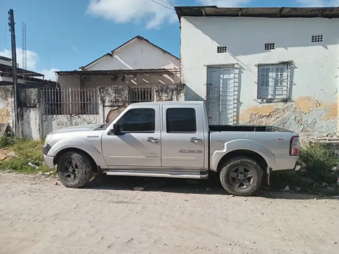 Ford Ranger XLT 3.0 PSE 163cv 4X2 CD TB Dies. 2010