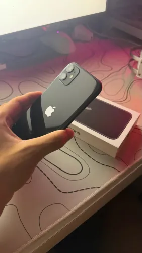 iPhone 11 128GB Preto - Impecável - Caixa + Cabo Original