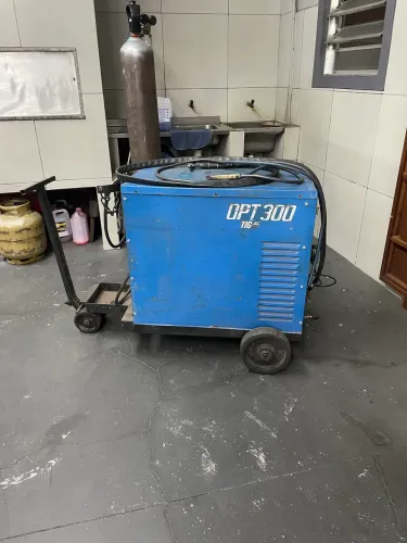 Maquina de solda TIG OPT 300 1 - Revisada