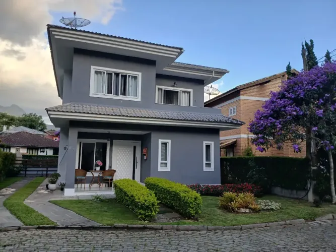 Condomínio Parque das Rosas Linda Casa 3 quartos em Vargem Grande - Teresópolis - RJ