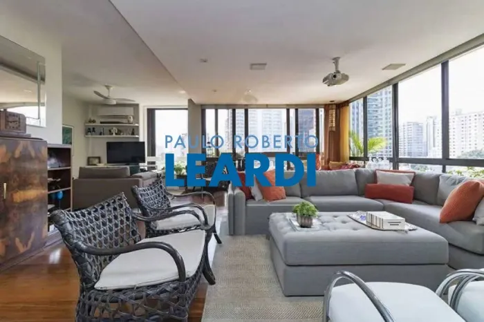 APARTAMENTO - ITAIM BIBI - SP