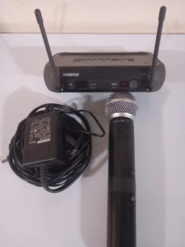 Microfone Sem Fio Shure - Base PGX4 e Bastão Beta58A.