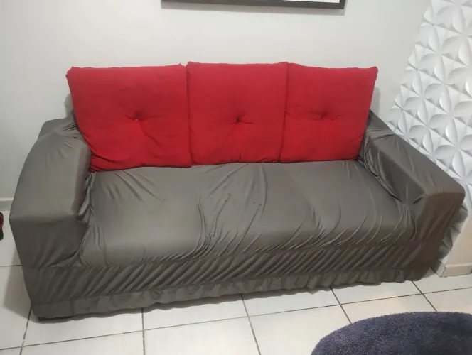 Sofá 3 lugares R$130,00