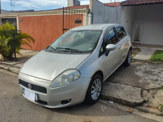 Fiat Punto Essence Dualogic 1.6 Flex 16V 5P 2011