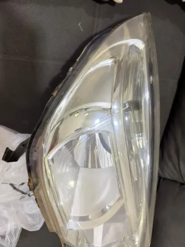 VENDO PAR DE FAROL ORIGINAL DA S10 2013 LT