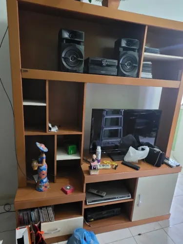 Estante de sala