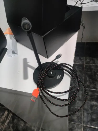 MICROFONE JBL STREAM TALK