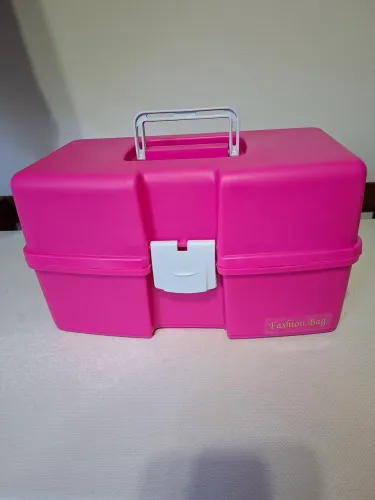 Caixa de maquiagem/esmalte