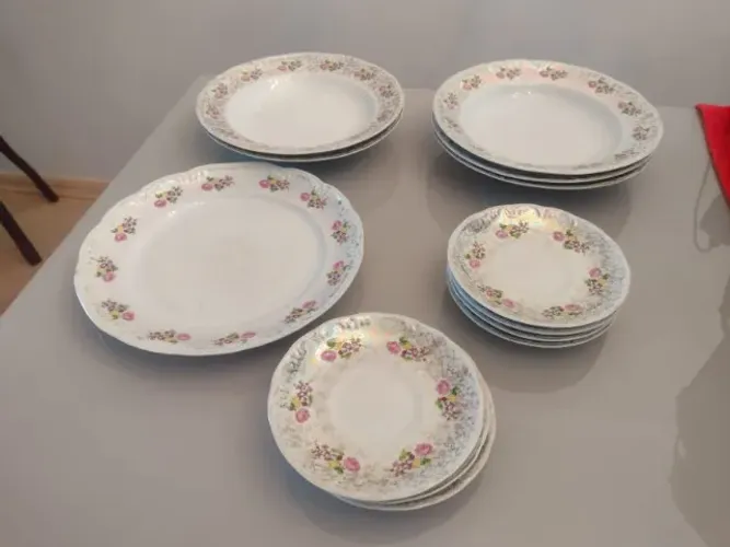 Jogo de jantar porcelana Schmidt efeito furta cor 13 itens