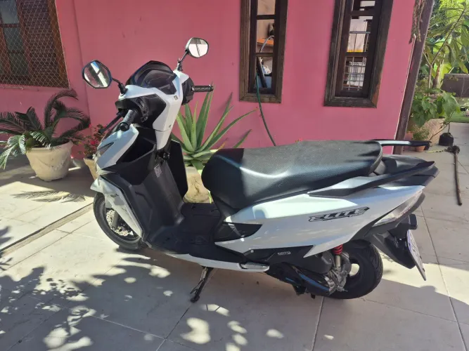 Honda Elite 2025 - Pouco Rodada