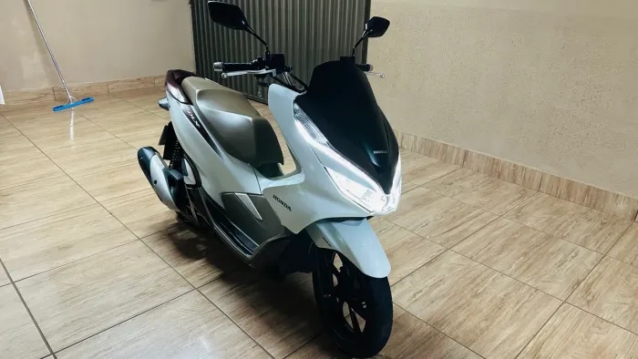 Honda PCX 150 DLX ABS