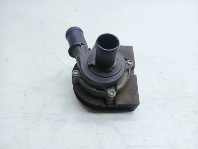 Bomba Água Auxiliar Vw Tiguan Tsi 1.4 2019 2020 5q0965561