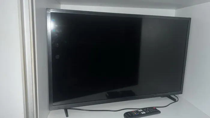 Tv nova Samsung smart 32 polegadas