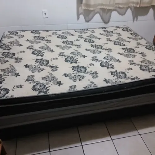 Cama casal