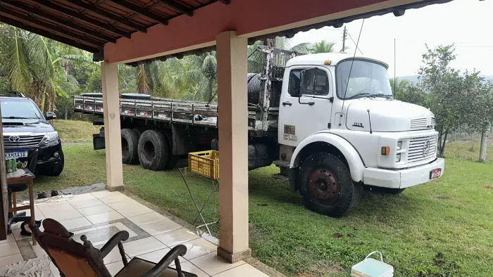 1113 MB TRUK  CARROCERIA 