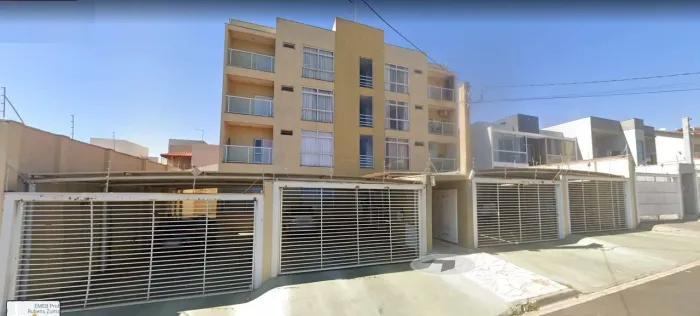 Apartamento à venda em Franca-SP, Jardim Piratininga: 3 quartos, 1 suíte, 2 salas, 3 banhe