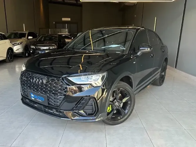 Audi Q3 SPB Perf. Black 2.0 TFSI Tipt. Quat. 2023