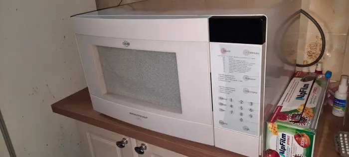 Microondas Brastemp Clean com Grill (ENTREGO)