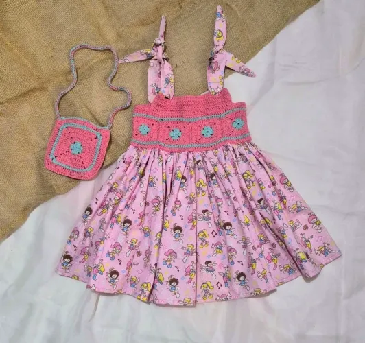 Vestido crochê infantil 