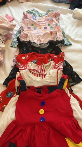 Lote de muitas roupas 0 a 2 anos
