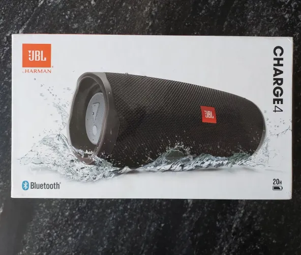 JBL Charge 4