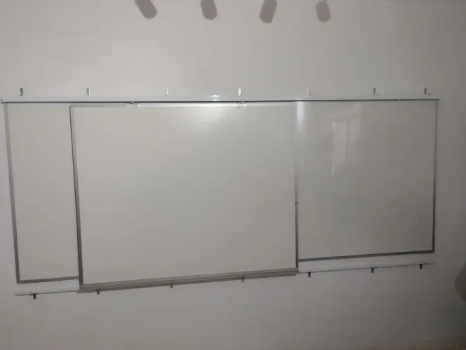 Quadro Branco 3m x 1,20 com Quadro de Projetor 1,50m x 1,20m