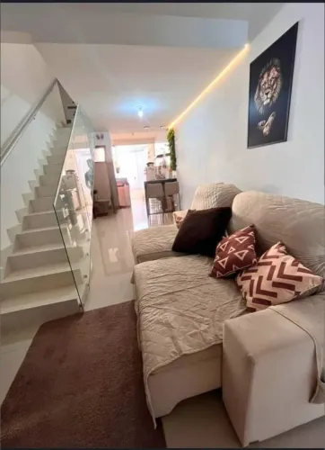 Casa Geminada para comprar Novo Centro Santa Luzia
