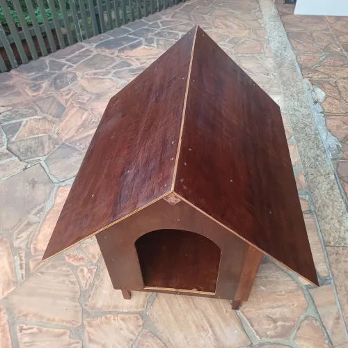 Casa artesanal número 3 para cães e gatos 