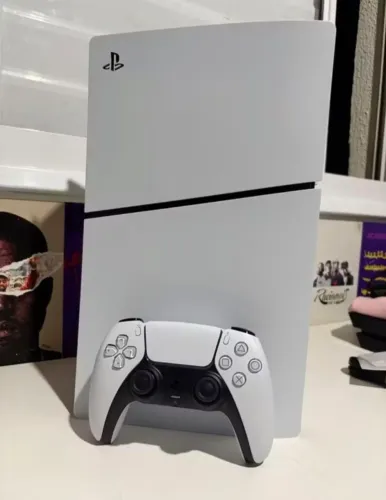 PS5 Slim Digital + Caixa Original + Controle Original + Cabos | Excelente Estado