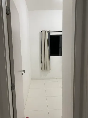 Aluga se quarto para mulheres 