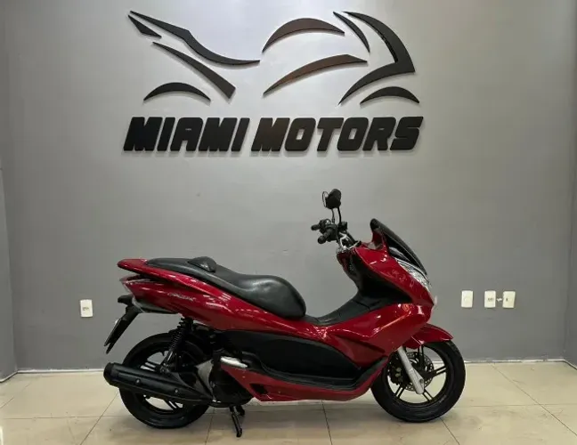 PCX 150 DLX