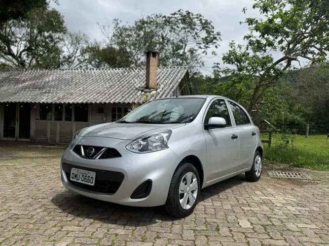Nissan March S 1.0 12V Flex 5P 2018