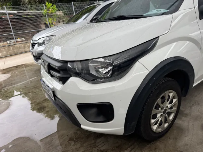 Fiat Mobi Like 1.0 Fire Flex 5P. 2024