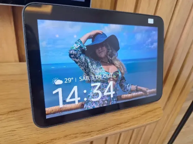 Echo Show 8
