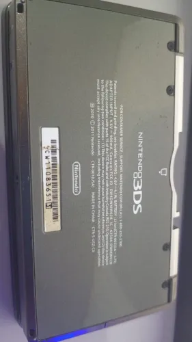 vendo 3ds sem caneta com 5 jogos (leia anuncio)